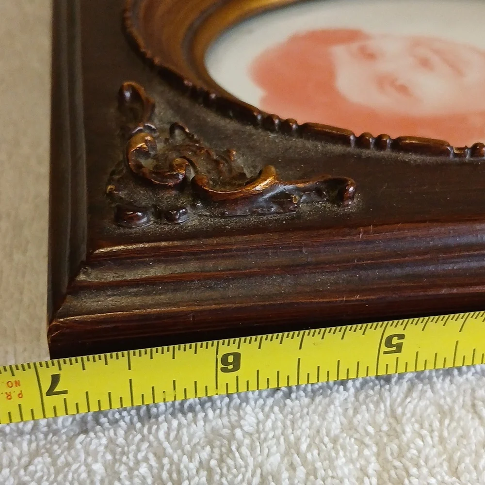 Antique Oval Wood Double‎ Frame